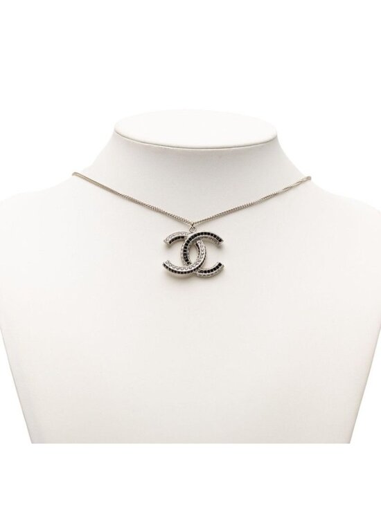 Chanel Coco Mark Rhinestone Necklace in Silver and Black  Chanel CC Logo Line Stone Necklace Silver Black Metal